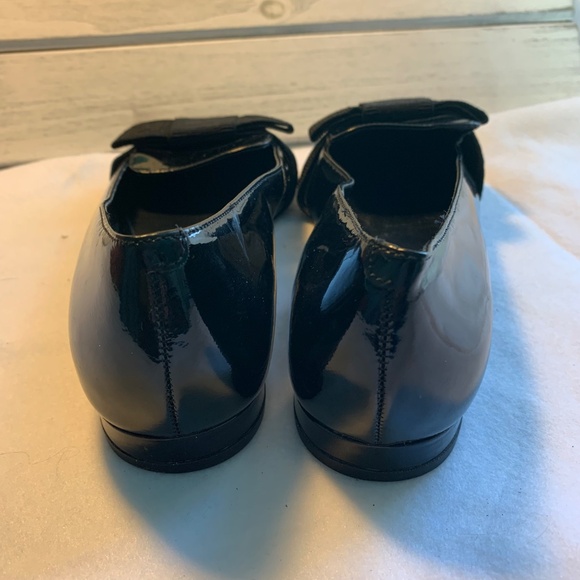 Michael Michael‎ Kors – Elegant Logo Bow Flats in Black Leather (Size 6.5) - Picture 2 of 11